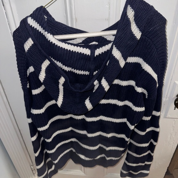 Women’s Gap knitted sweatshirt - Picture 2 of 5